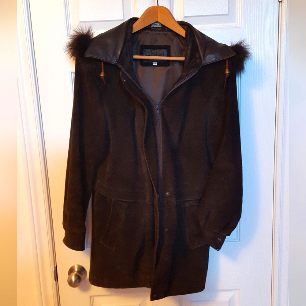 The Olde Hide House Brown Suede Medium Length Coat Size XS